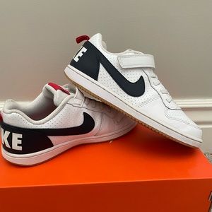 Size Boys 3y, Nike Court Borough low 2 se